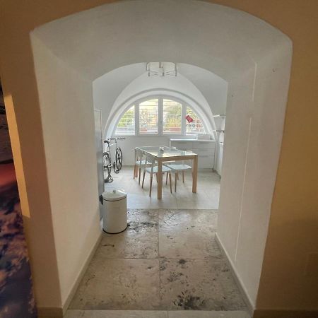 Loft “Cinema Galleria” Lägenhet Bari Exteriör bild
