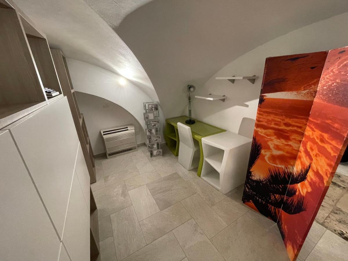 Loft “Cinema Galleria” Lägenhet Bari Exteriör bild