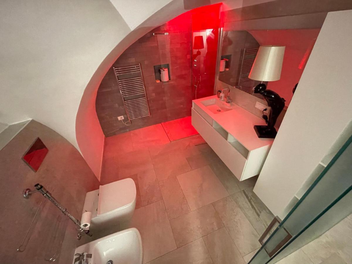 Loft “Cinema Galleria” Lägenhet Bari Exteriör bild